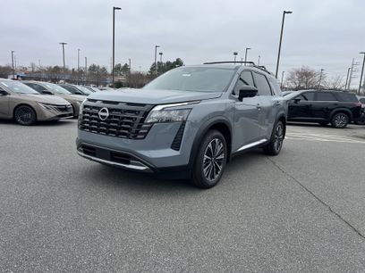 New 2026 Nissan Pathfinder Platinum