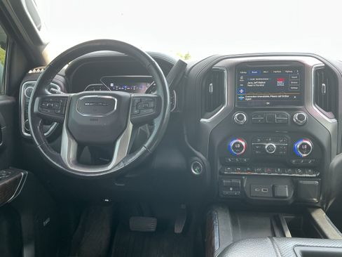 Certified 2021 GMC Sierra 1500 Denali w/ Denali Ultimate Package AWD/4WD image 6