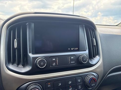 Used 2019 GMC Canyon Denali RWD image 24