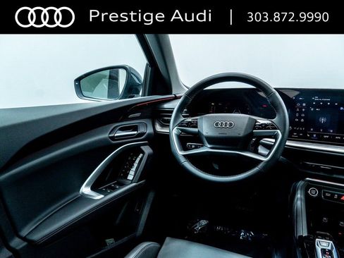Used 2025 Audi Q5 Premium Plus w/ Premium Plus image 27