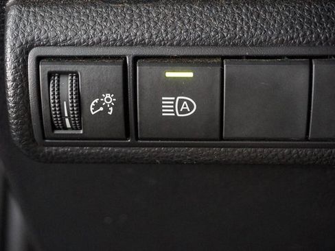 Used 2022 Toyota Corolla LE image 22