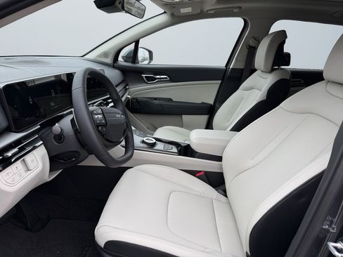 New 2026 Kia Sportage EX image 9