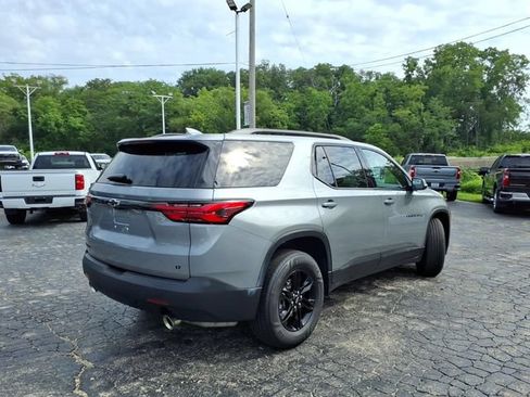 Used 2023 Chevrolet Traverse LT FWD image 6