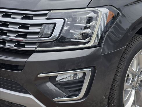 Used 2018 Ford Expedition Limited w/ Equipment Group 302A RWD image 11