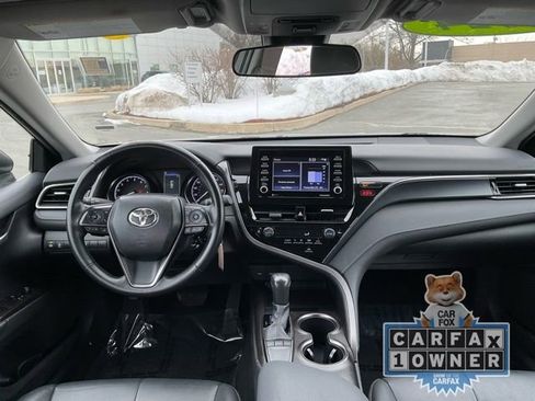 Used 2024 Toyota Camry SE image 13