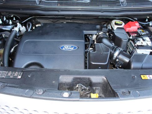 Used 2013 Ford Explorer XLT AWD/4WD image 33