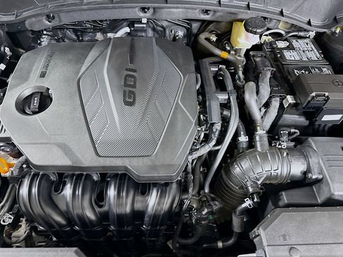 Certified 2025 Hyundai Tucson SE AWD/4WD image 32