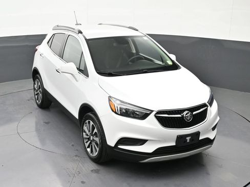 Used 2022 Buick Encore Preferred AWD/4WD image 22