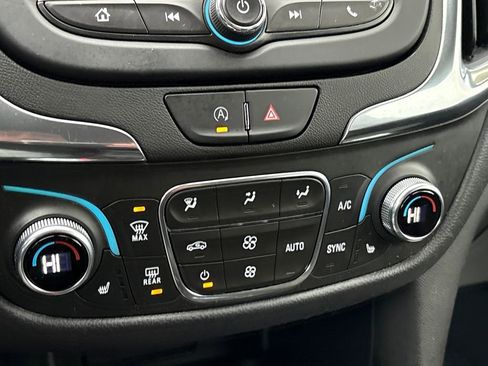 Certified 2023 Chevrolet Equinox LT image 17