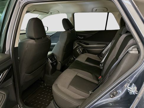 Used 2023 Subaru Outback Premium image 28