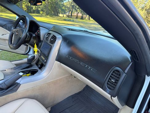 Used 2007 Chevrolet Corvette Convertible w/ Preferred Equipment Group image 37