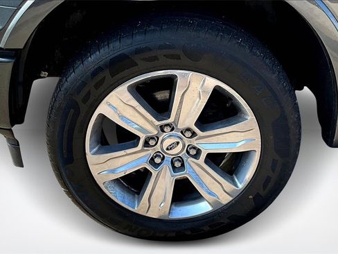 Used 2018 Ford F150 Platinum w/ Technology Package image 31