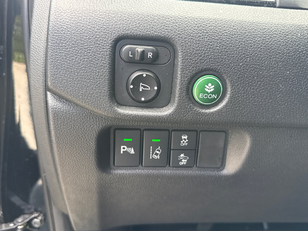 Used 2017 Honda Pilot Elite image 30