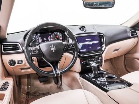 Used 2022 Maserati Ghibli Modena RWD image 4
