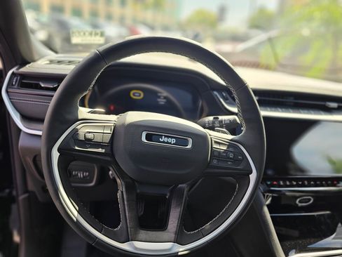 New 2026 Jeep Grand Cherokee Limited Reserve image 23