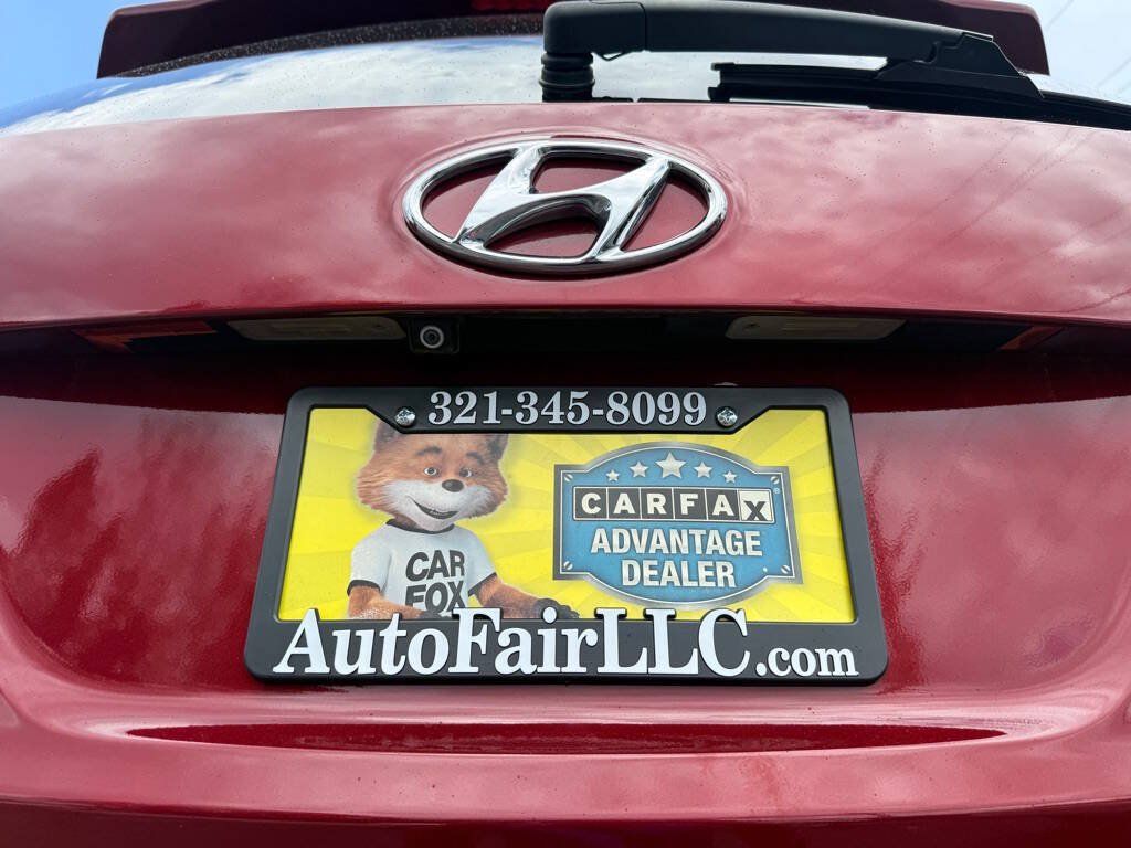 Used 2016 Hyundai Santa Fe Sport w/ Option Group 02 FWD image 7