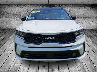 Used 2022 Kia Sorento EX w/ Panoramic Sunroof Package