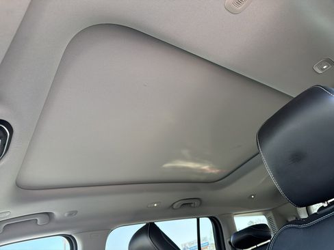 Used 2022 Jeep Grand Cherokee L Limited image 33