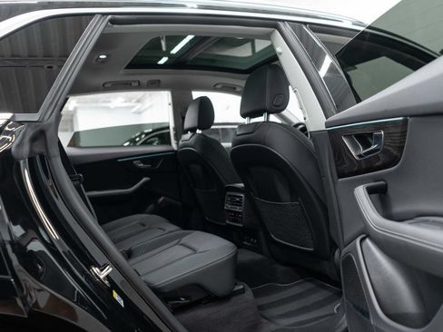 Used 2023 Audi Q8 Premium Plus AWD/4WD image 12