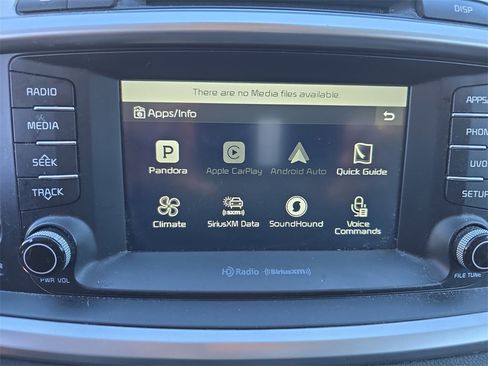 Used 2017 Kia Sorento LX w/ LX Convenience Package image 19