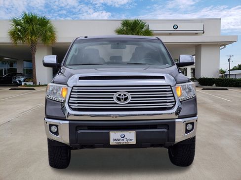 Used 2017 Toyota Tundra Limited w/ Limited Premium Package AWD/4WD image 2