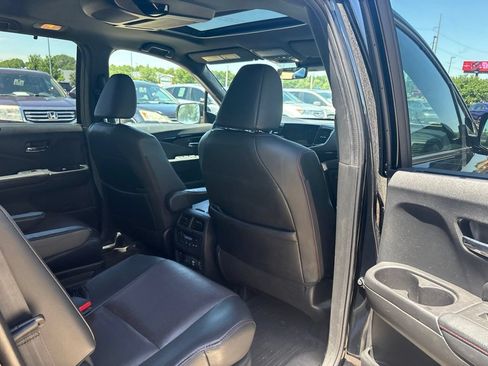 Certified 2021 Honda Pilot Black Edition image 31