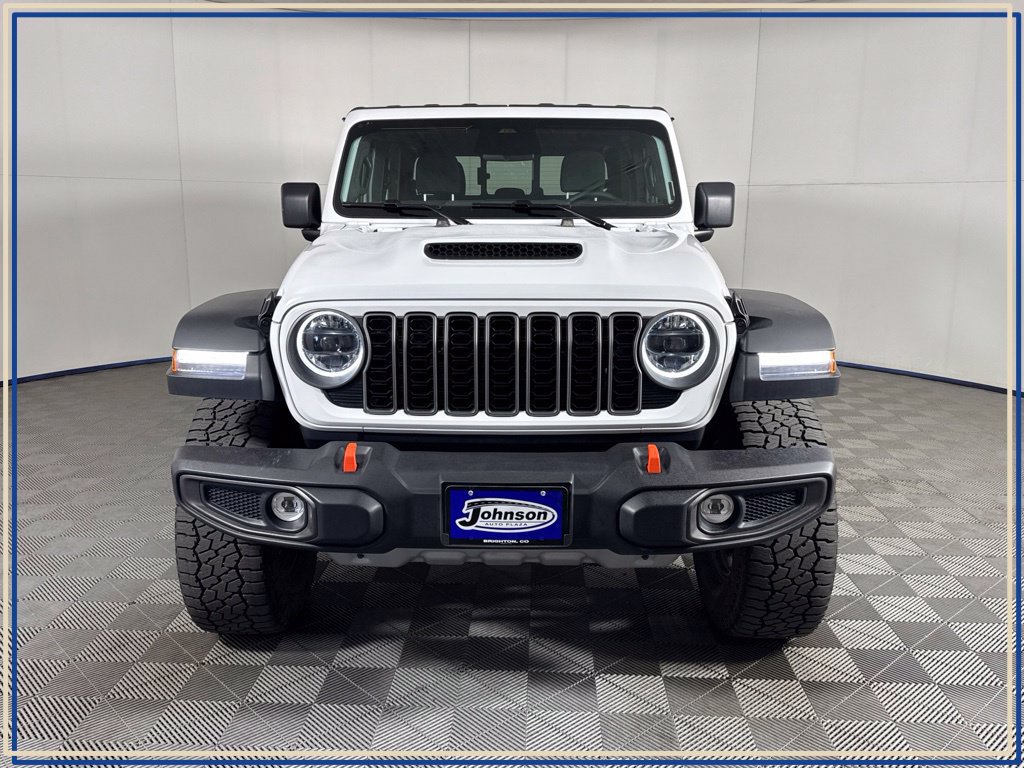 Certified 2026 Jeep Gladiator Mojave AWD/4WD image 3