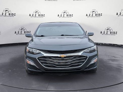Used 2020 Chevrolet Malibu LT image 2