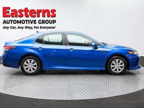 Used 2020 Toyota Camry LE w/ Fleet Convenience Package image 4