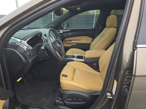 Used 2014 Cadillac SRX Performance w/ Driver Assist Package image 9