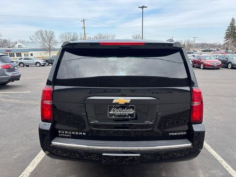 Used 2019 Chevrolet Suburban Premier image 4