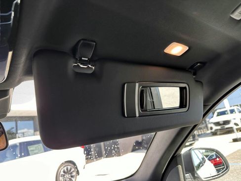 Used 2024 BMW X5 xDrive40i w/ Premium Package AWD/4WD image 29