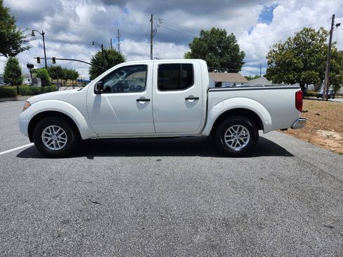 Used 2019 Nissan Frontier SV RWD image 16