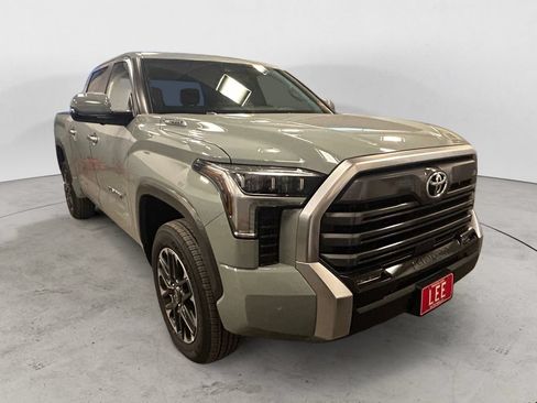 New 2026 Toyota Tundra Limited AWD/4WD image 7