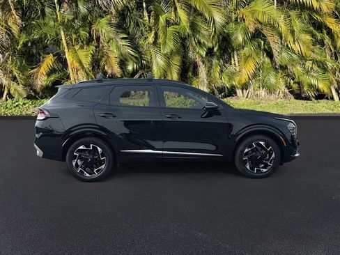 Used 2023 Kia Sportage SX AWD/4WD image 3
