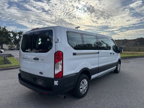 Certified 2022 Ford Transit 350 XLT image 5