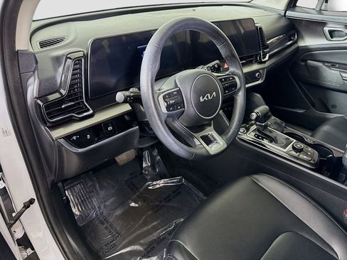 Used 2023 Kia Sportage EX image 23