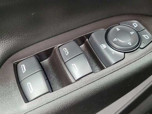 Used 2021 Chevrolet Equinox LT w/ LPO, Cargo Package image 27