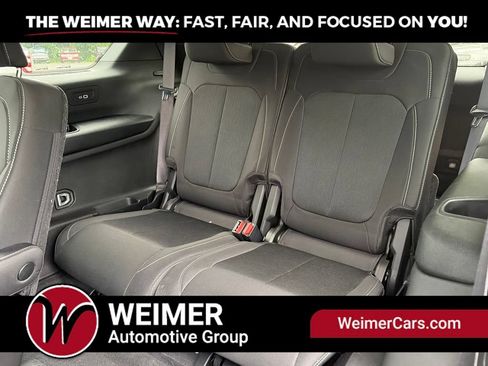 Used 2025 Jeep Grand Cherokee L Laredo w/ Luxury Tech Group I AWD/4WD image 23