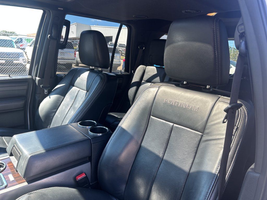Used 2017 Ford Expedition Platinum RWD image 9