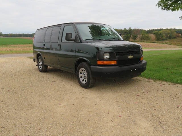 Used 2012 Chevrolet Express 1500 LS RWD image 1