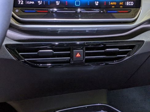New 2026 Volkswagen ID.4 Pro S Plus AWD/4WD image 18
