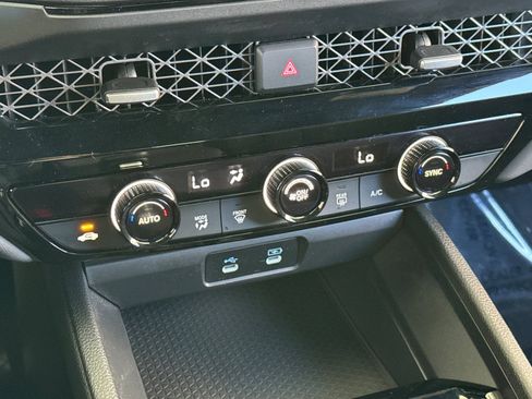 Used 2024 Honda Accord Sport image 18