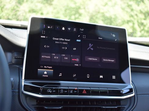 New 2026 Jeep Compass Latitude AWD/4WD image 15