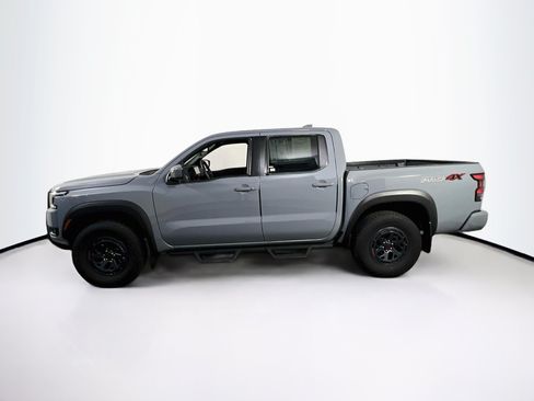 Used 2025 Nissan Frontier PRO-4X AWD/4WD image 8