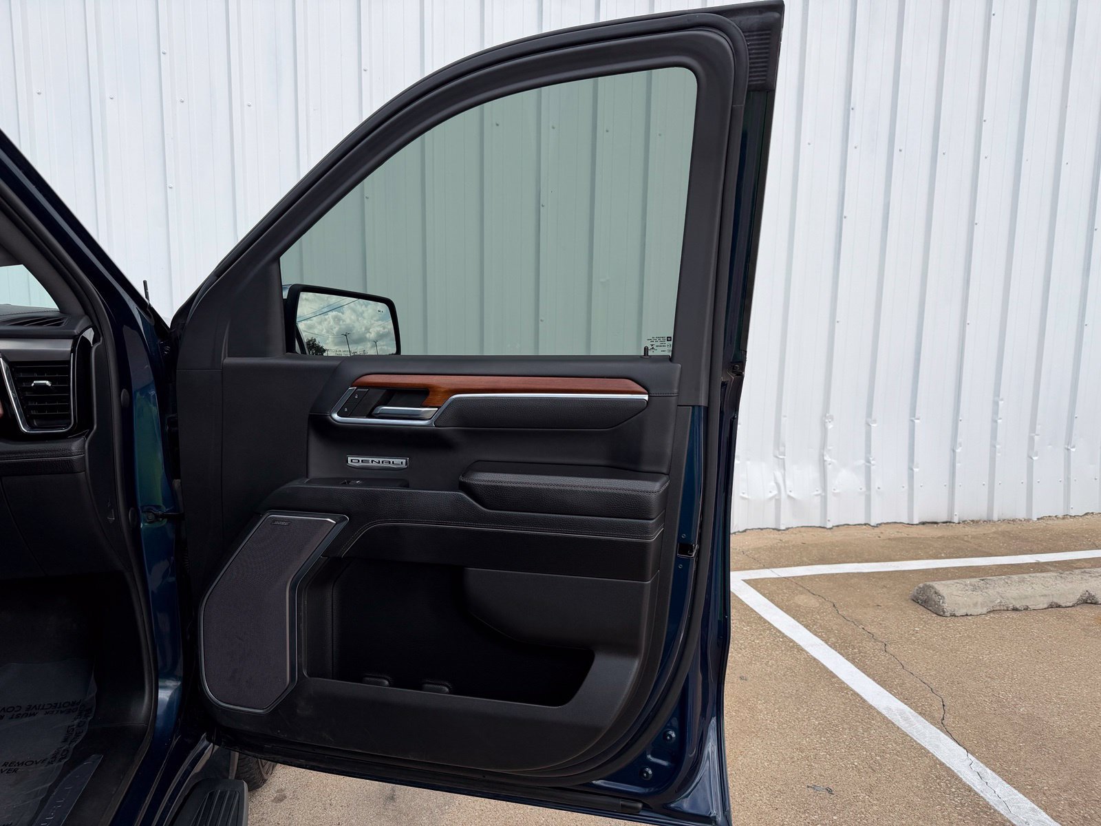Used 2022 GMC Sierra 1500 Denali AWD/4WD image 39