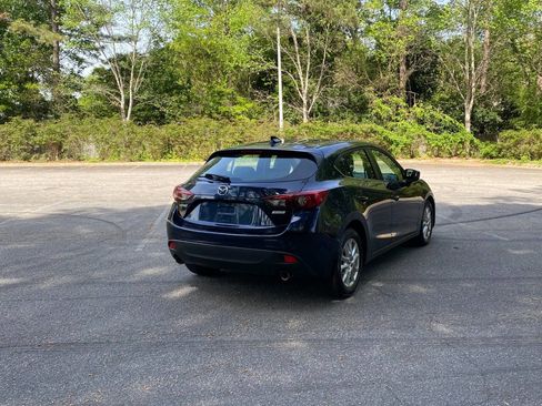 Used 2016 MAZDA MAZDA3 i Grand Touring image 5