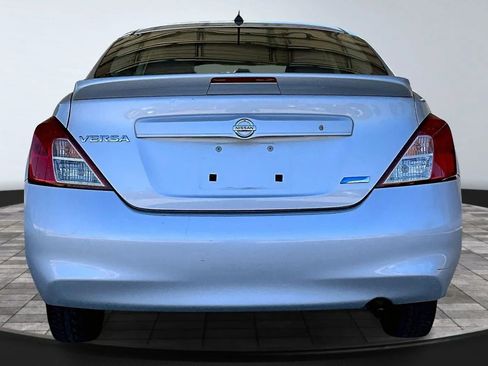 Used 2013 Nissan Versa S Plus image 5