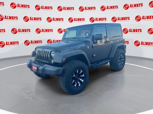 Used 2018 Jeep Wrangler Sport image 4