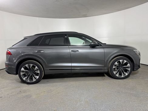 Used 2024 Audi Q8 Premium Plus w/ Premium Plus Package image 37